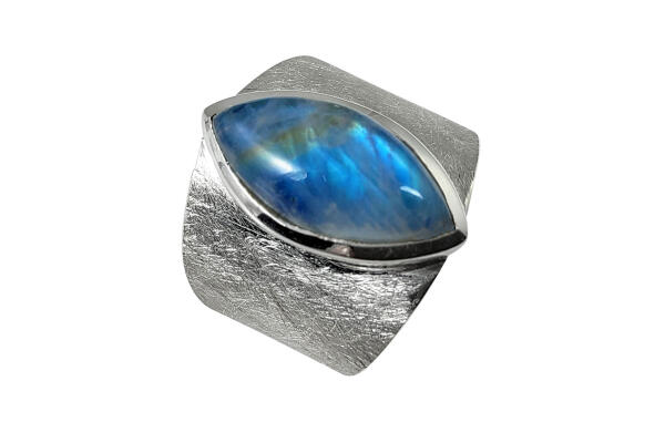 Ring Silber 925 mit Regenbogen-Mondstein dunkel Navette eismatt gebürstet 10x20 mm