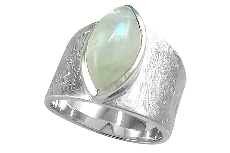 Ring Silber 925 mit Regenbogen-Mondstein Navette eismatt gebürstet 9x18 mm 17,5 mm