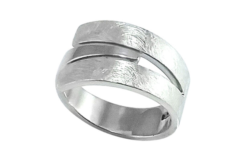 Ring *Indira* Silber 925 offen Serie Kühle Eleganz eismatt gebürstet