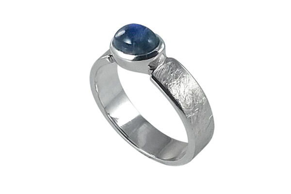 Ring Silber 925 mit Regenbogen-Mondstein dunkel unterlegt Bandring eismatt gebürstet 18,5 (58)