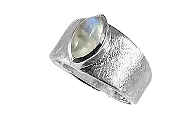 Ring Design mit Regenbogen-Mondstein Navette eismatt gebürstet 16,6 (52)